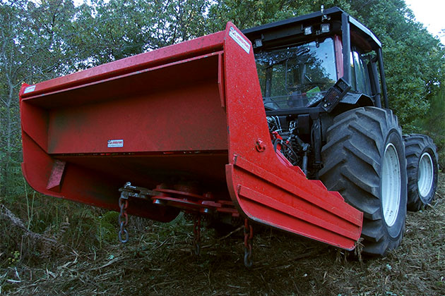GRENIER FRANCO Vertical-axis forest brush cutter BTP