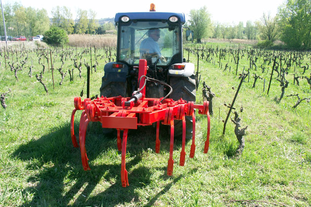 Cultivateur extensible renforcé pour vigne Grenier Franco VME 11 dents